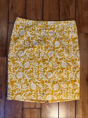 LOFT Yellow and White Floral Jacquard Pencil Skirt